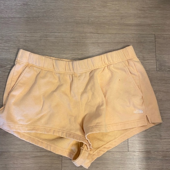 The North Face Women’s sweat shorts Shorts Peach XXL - Picture 1 of 7
